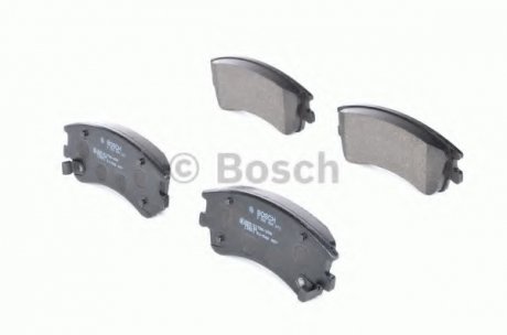 Тормозные колодки дисковые передние MAZDA 6 02- Bosch 0986494079 (фото 1)