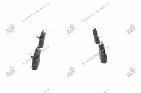 Тормозные колодки дисковые задние DB W211, 220 Bosch 0986424699 (фото 1)