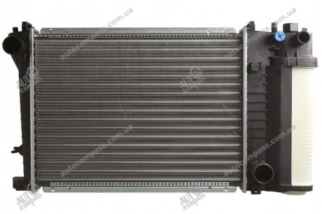 Радиатор охлаждения двигателя NISSENS 60735A (фото 1)
