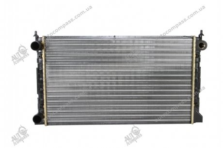 Радиатор охлаждения двигателя NISSENS 651741 (фото 1)