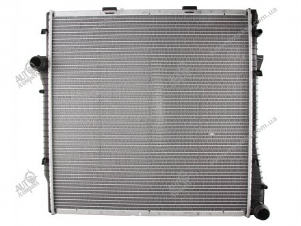Радіатор системи охолодження NISSENS 60787A (фото 1)