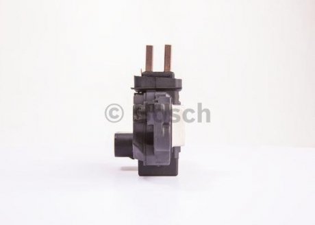 Регулятор генератора Bosch F 00M 144 147 (фото 1)