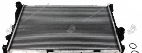 Радіатор системи охолодження БМВ 5 (е39), 7 (е38) NRF 55321 (фото 1)