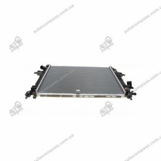 Радиатор охлаждения двигателя NRF 53082