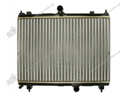 Радиатор системы охлаждения NISSENS 636009 (фото 1)