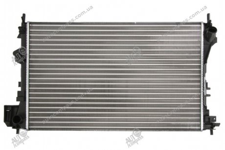 Радиатор системы охлаждения NISSENS 63024A (фото 1)