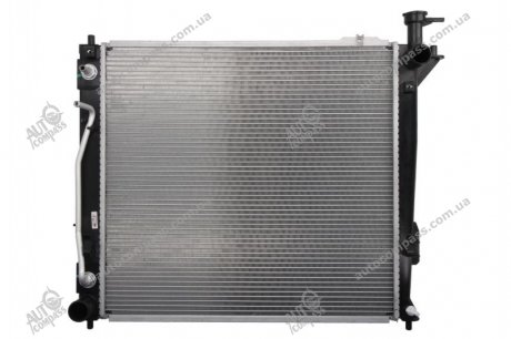 Радіатор охолодження двигуна Hyundai Santa Fe 10- (вир-во) NISSENS 675046 (фото 1)