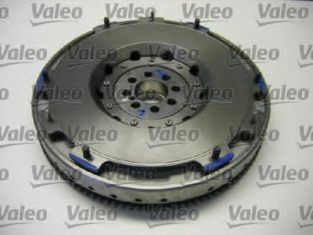Двухмассовый маховик Valeo 836018 (фото 1)