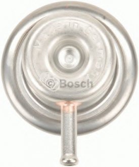 Регулятор давления топлива БМВ 3 (е36, е46), 5 (е34), 7 (е32) Bosch 0280160567 (фото 1)