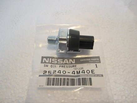 Датчик давления масла Nissan 25240-4M40E (фото 1)