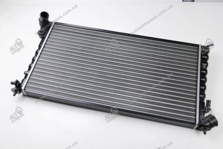 Радиатор Berlingo, Partner 1.8, 1.9D, 2.0HDI 98-03 (667x359x32) THERMOTEC D7P006TT (фото 1)