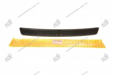 Решітка капота MB Sprinter TDI AUTOTECHTEILE 100 8302