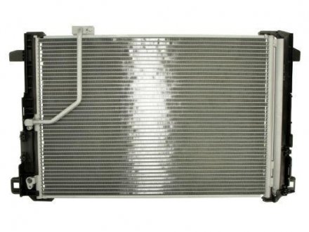 Радиатор кондиціонера THERMOTEC KTT110244 (фото 1)