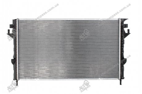 Радиатор охолоджування NISSENS 637666