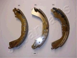 Toyota щеки тормозные landcruiser JAPANPARTS GF-205AF (фото 1)